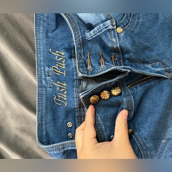 Colombian butt lifter jean - Picture 2 of 4